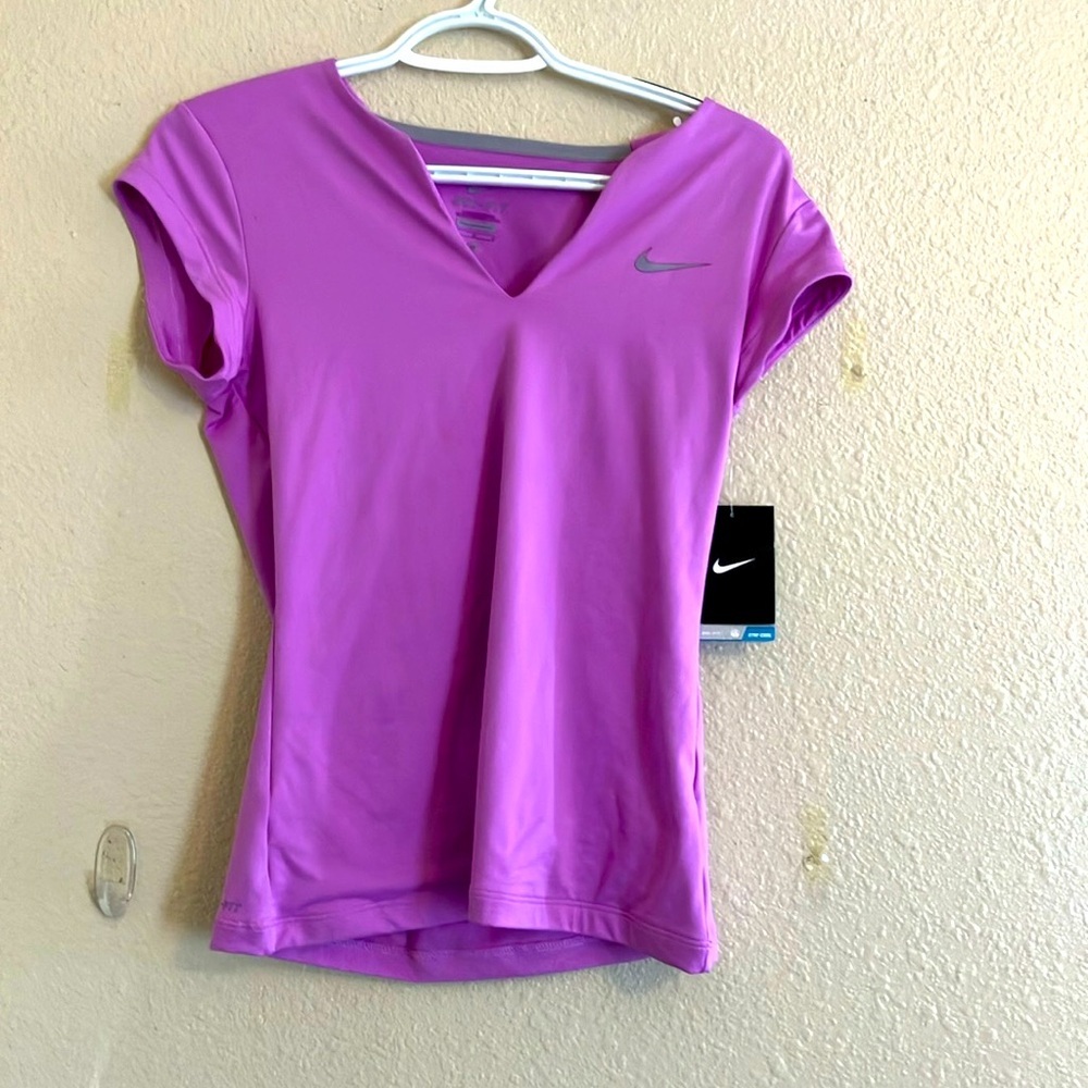 Nike dri fit top